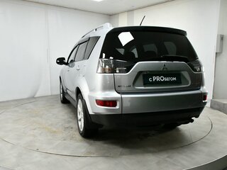 2010 Mitsubishi Outlander II Рестайлинг, серебристый, 1180000 рублей, вид 5