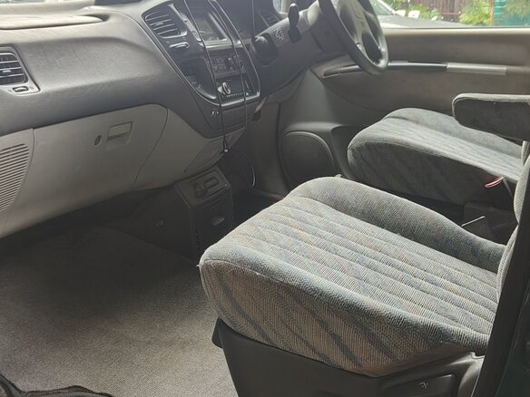 1998 Mitsubishi Delica IV, зелёный, 850000 рублей - вид 6