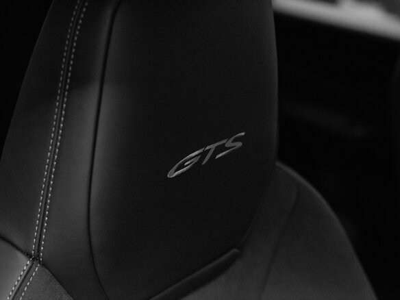 2026 Porsche Cayenne GTS III Рестайлинг, серый, 24990000 рублей - вид 11