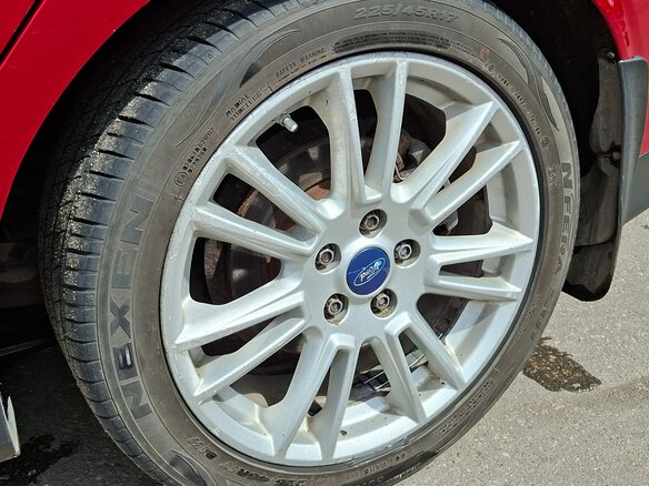 2012 Ford Focus III, красный, 800000 рублей - вид 6