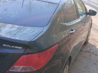 2015 Hyundai Solaris I Рестайлинг, чёрный, 900000 рублей, вид 3