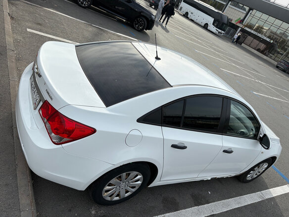 2011 Chevrolet Cruze I, белый, 450000 рублей - вид 9