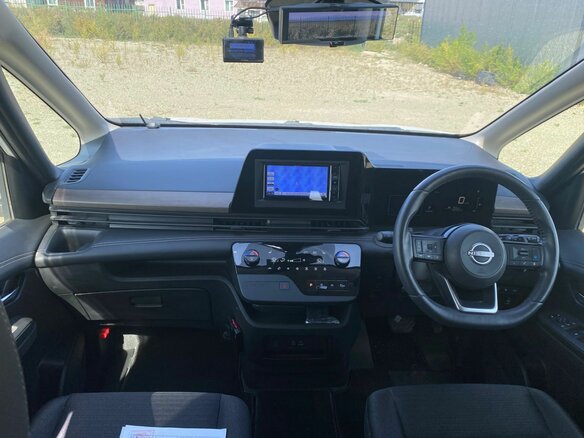 2023 Nissan Serena VI (C28), белый - вид 10