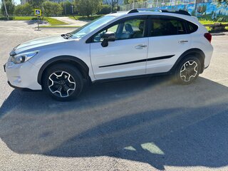 2014 Subaru XV I, белый, 1800000 рублей, вид 2