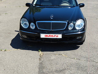 2002 Mercedes-Benz E-Класс 320 III (W211, S211), чёрный, 590000 рублей, вид 1