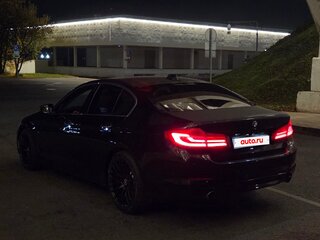 2017 BMW 5 серии 520d xDrive VII (G30/G31/G38), чёрный, 3100000 рублей, вид 2
