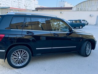 2011 Mercedes-Benz GLK-Класс 220 CDI I (X204), чёрный, 1800000 рублей, вид 2