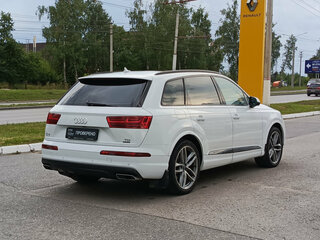 2018 Audi Q7 II (4M), белый, 3050000 рублей, вид 5
