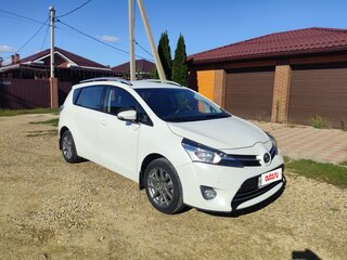 2013 Toyota Verso I Рестайлинг, белый, 1450000 рублей, вид 5