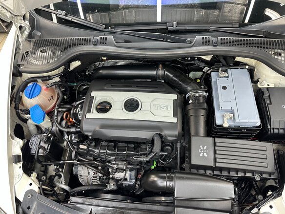 2011 Skoda Octavia II (A5) Рестайлинг, белый, 630000 рублей - вид 31