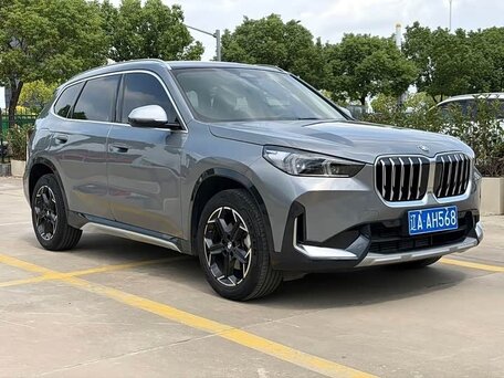 2023 BMW X1 Long 20Li sDrive III (U11/U12), чёрный, 2720000 рублей, вид 3