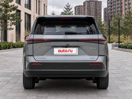 2026 Toyota bZ3X 58.3 kWh, серый, 2729512 рублей, вид 3