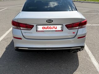 2018 Kia Optima IV Рестайлинг, серебристый, 1950000 рублей, вид 4