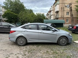 2012 Hyundai Solaris I, серый, 550000 рублей, вид 2