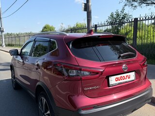 2020 Nissan Qashqai II Рестайлинг, красный, 2600000 рублей, вид 5