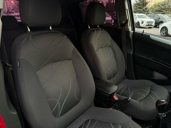 2011 Chevrolet Spark III, красный, 460000 рублей - вид 20