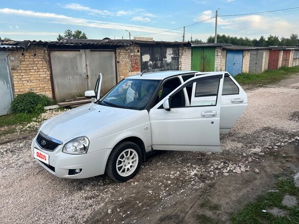 2012 Lada (ВАЗ) Priora I, белый, 425000 рублей