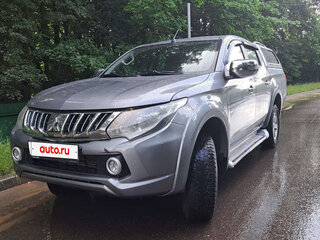 2018 Mitsubishi L200 V, серый, 1900000 рублей, вид 1