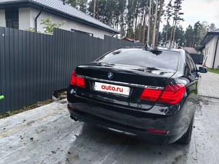 2011 BMW 7 серии 730i V (F01/F02/F04), чёрный, 1300000 рублей, вид 3