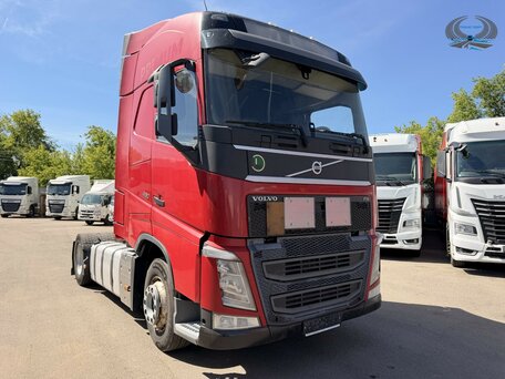2018 Volvo FH, красный, 6490000 рублей, вид 3