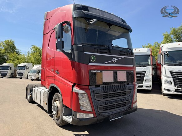2018 Volvo FH, красный - вид 2