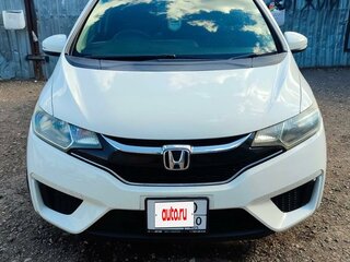 2017 Honda Fit III Рестайлинг, белый, 1250000 рублей, вид 1