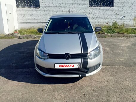 2015 Volkswagen Polo V, серебристый, 750000 рублей, вид 3