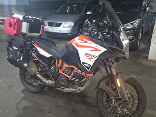 2017 KTM 1290 Super Adventure R, оранжевый, 1050000 рублей, вид 4