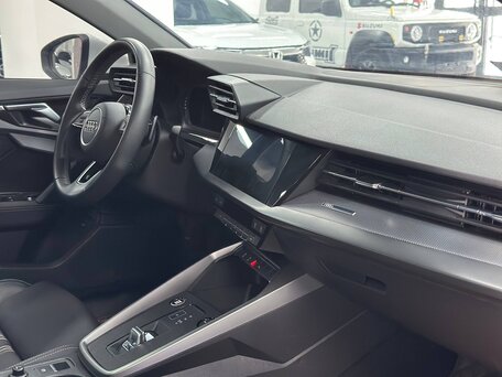 2026 Audi A3 Sportback 35 TFSI IV (8Y) Рестайлинг, серебристый, 3590000 рублей, вид 4