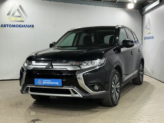 2020 Mitsubishi Outlander III Рестайлинг 3, чёрный, 2324000 рублей, вид 1