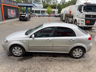 2004 Chevrolet Lacetti I, серебристый, 390000 рублей, вид 3