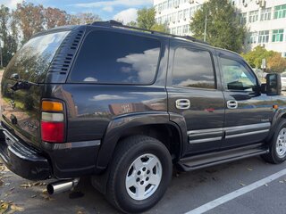 2005 Chevrolet Tahoe II, серый, 1450000 рублей, вид 4