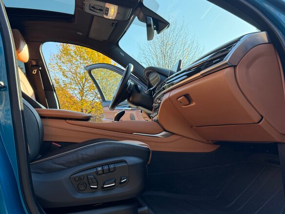 2018 BMW X6 40d II (F16), голубой, 5200000 рублей - вид 14