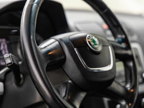 2012 Skoda Octavia II (A5) Рестайлинг, чёрный - вид 26