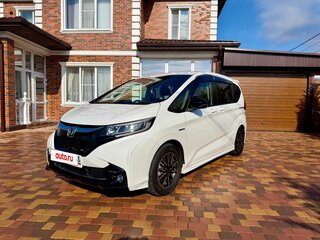 2018 Honda Freed II, белый, 1700000 рублей, вид 4