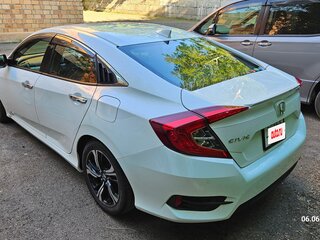 2018 Honda Civic X Рестайлинг, белый, 1870000 рублей, вид 4
