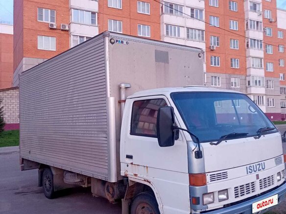 1992 Isuzu Elf (N-series), белый, 600000 рублей