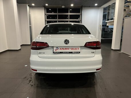 2016 Volkswagen Jetta VI Рестайлинг, белый, 1150000 рублей, вид 4