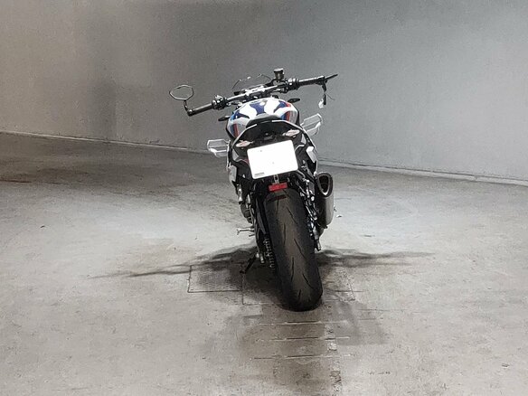 2023 BMW M 1000 R, белый, 2280000 рублей - вид 5
