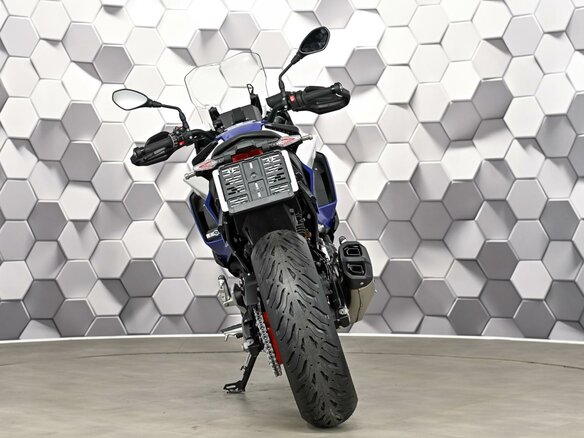 2025 BMW F 900 XR, синий, 1399000 рублей - вид 5
