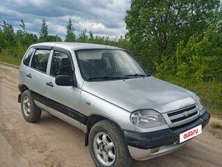 2005 Chevrolet Niva I, серебристый, 310000 рублей, вид 2