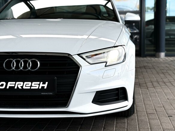 2019 Audi A3 III (8V) Рестайлинг, белый, 1649000 рублей - вид 9