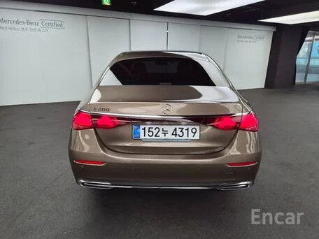 2025 Mercedes-Benz E-Класс 200 VI (W214, S214), коричневый, 4927000 рублей, вид 4