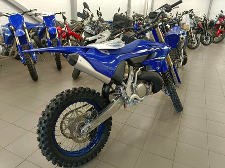 2026 Yamaha YZ250, синий, 940000 рублей, вид 3