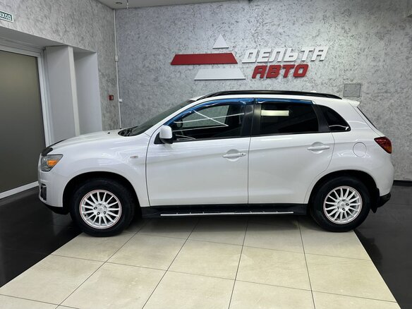 2013 Mitsubishi ASX I Рестайлинг, белый, 999000 рублей - вид 1