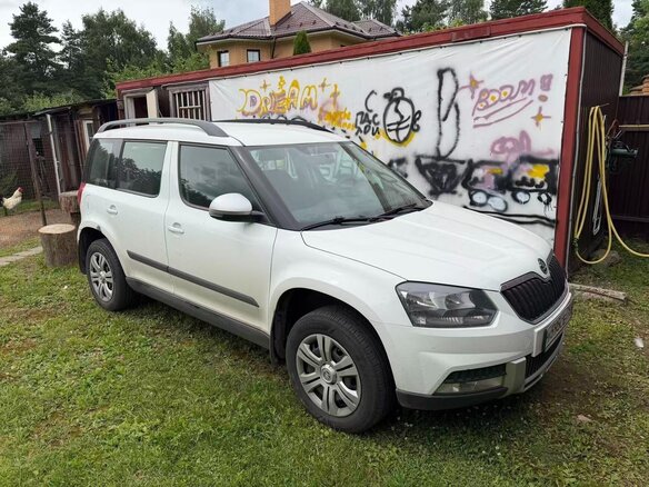 2017 Skoda Yeti I Рестайлинг, белый