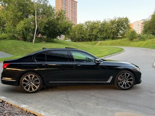 2016 BMW 7 серии Long 730Ld xDrive VI (G11/G12), чёрный, 3350000 рублей, вид 5