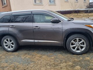 2015 Toyota Highlander III (XU50), серый, 3100000 рублей, вид 3