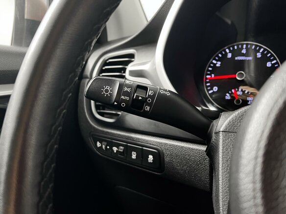 2020 Kia Rio IV Рестайлинг, коричневый, 1595000 рублей - вид 14