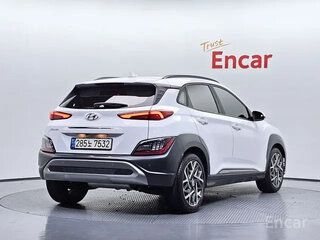 2022 Hyundai Kona I Рестайлинг, белый, 1720000 рублей, вид 2